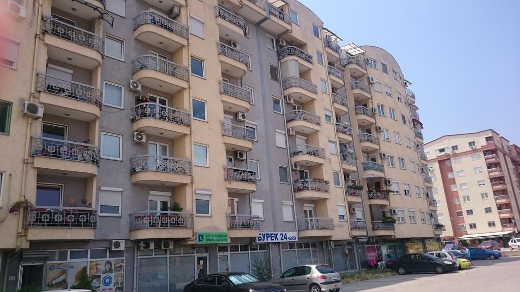 Cozy Home In Skopje Extérieur photo