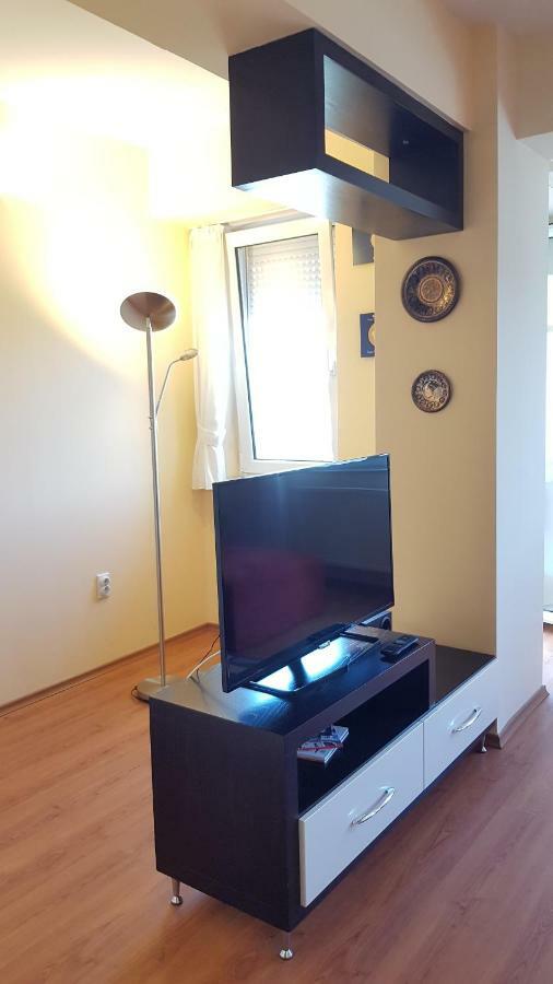 Cozy Home In Skopje Extérieur photo